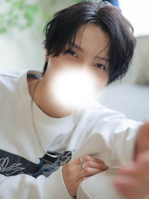 RYOUSUKE(ﾘｮｳｽｹ) 言葉よりも温もりを感じたい方へ