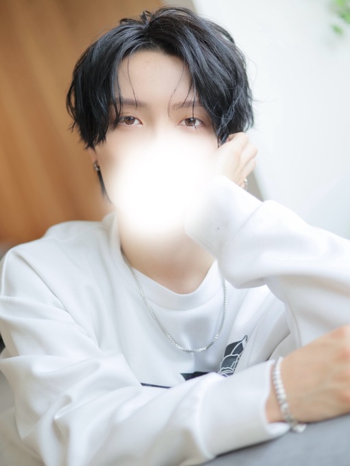 RYOUSUKE(ﾘｮｳｽｹ) 心で触れ合いましょ✨