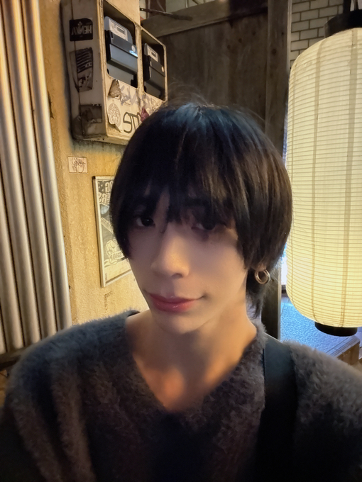 CHIHIRO(ﾁﾋﾛ) 寝過ぎて肩が痛い😭