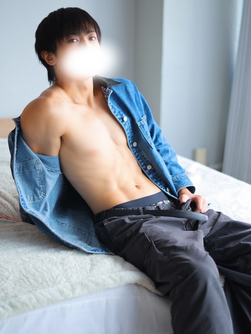 IORI（ｲｵﾘ） 出勤予定