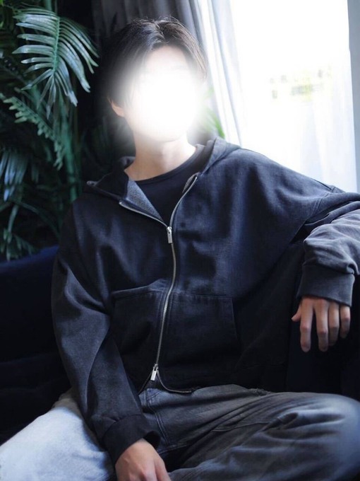 NATSUKI (ﾅﾂｷ) 本日デビュー✨