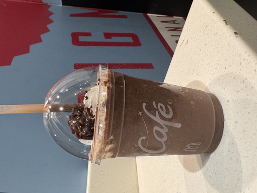 RYOUSUKE(ﾘｮｳｽｹ) 初マックカフェ