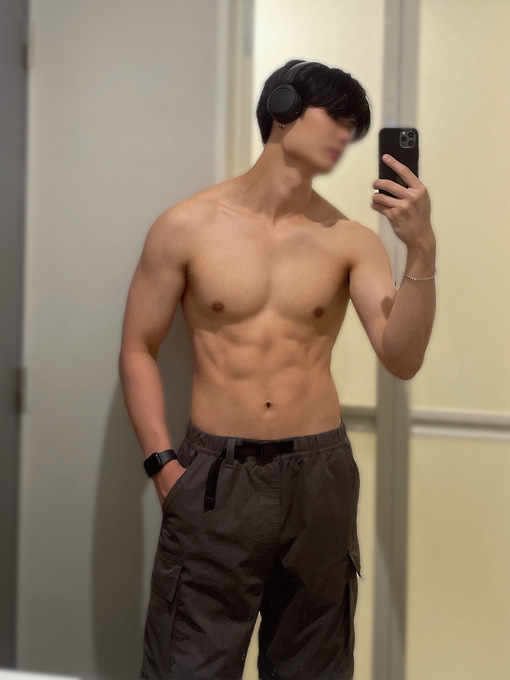 AZUSA(ｱｽﾞｻ) 誰かのための身体