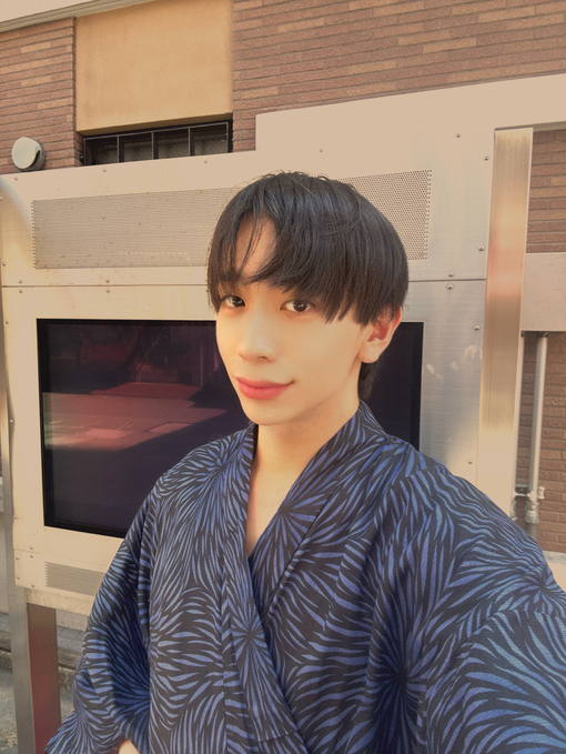 CHIHIRO(ﾁﾋﾛ) 【悲報】冷房が壊れました、、😭